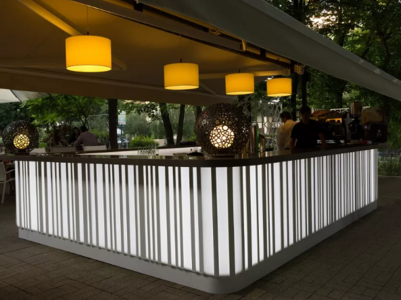 Акриловая столешница для барной стойки для вечеринок с белым светодиодным освещением